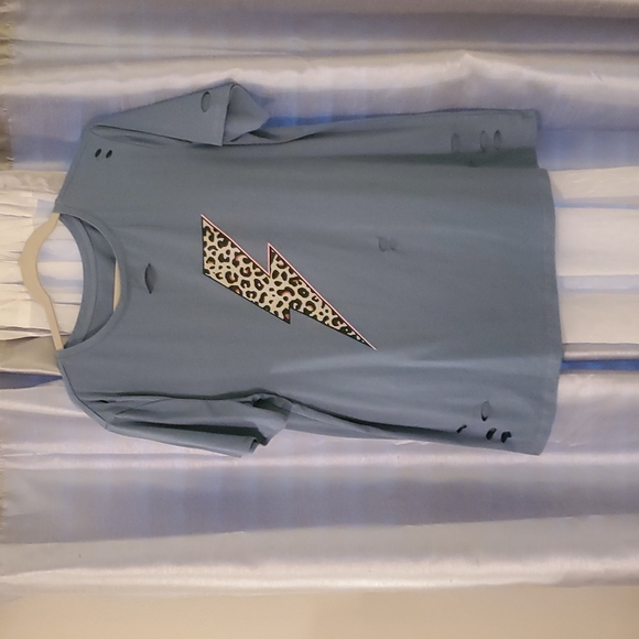 Women's Shirt - Picture 1 of 2